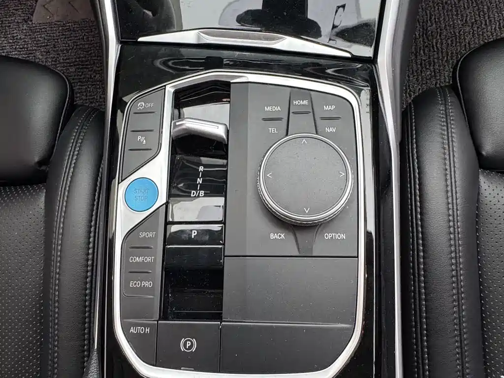 BMW i3 2024 eDrive 35 L