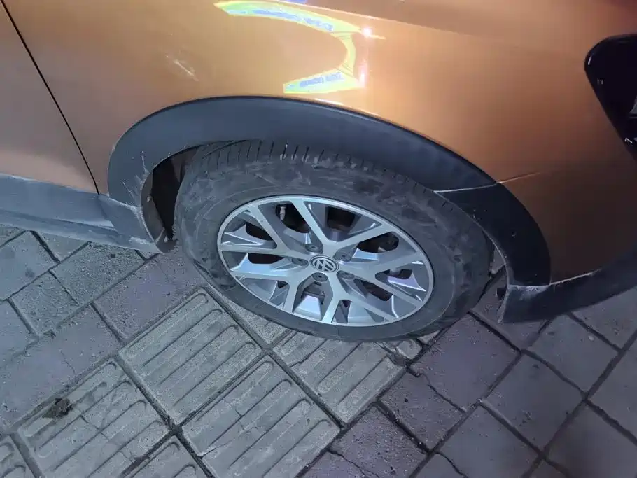 Volkswagen Polo — миниатюра 6