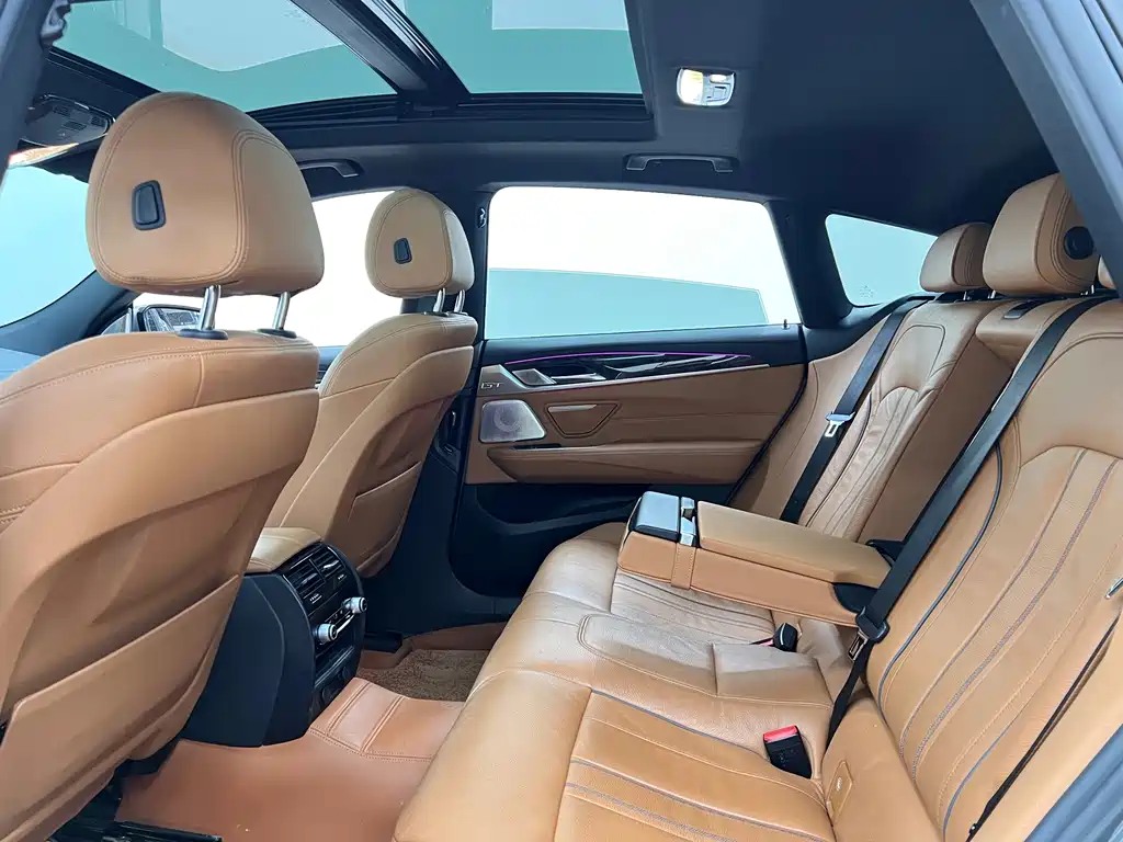 BMW 6 SERIES GT