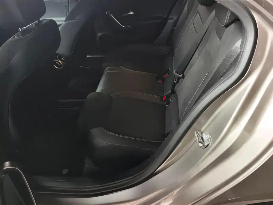 MERCEDES-BENZ A CLASS