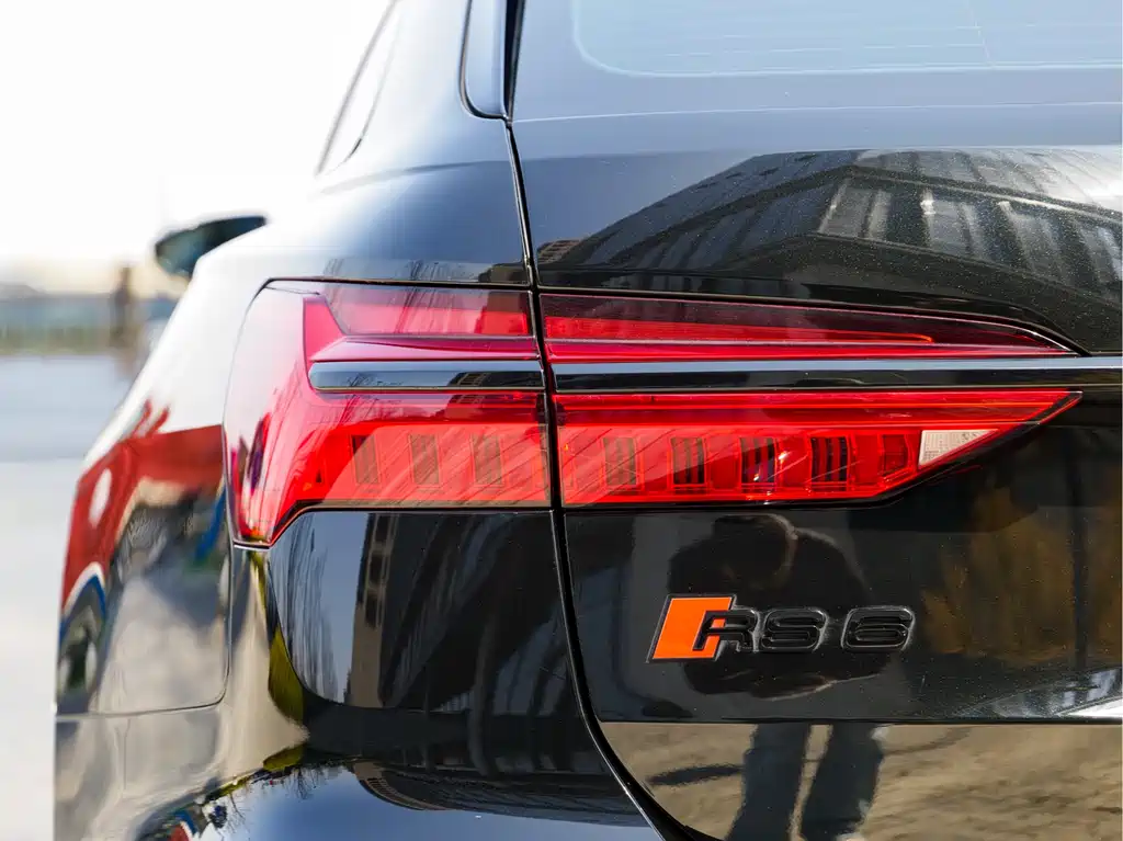 Audi RS 6 2021 RS 6 4.0T Avant Premium