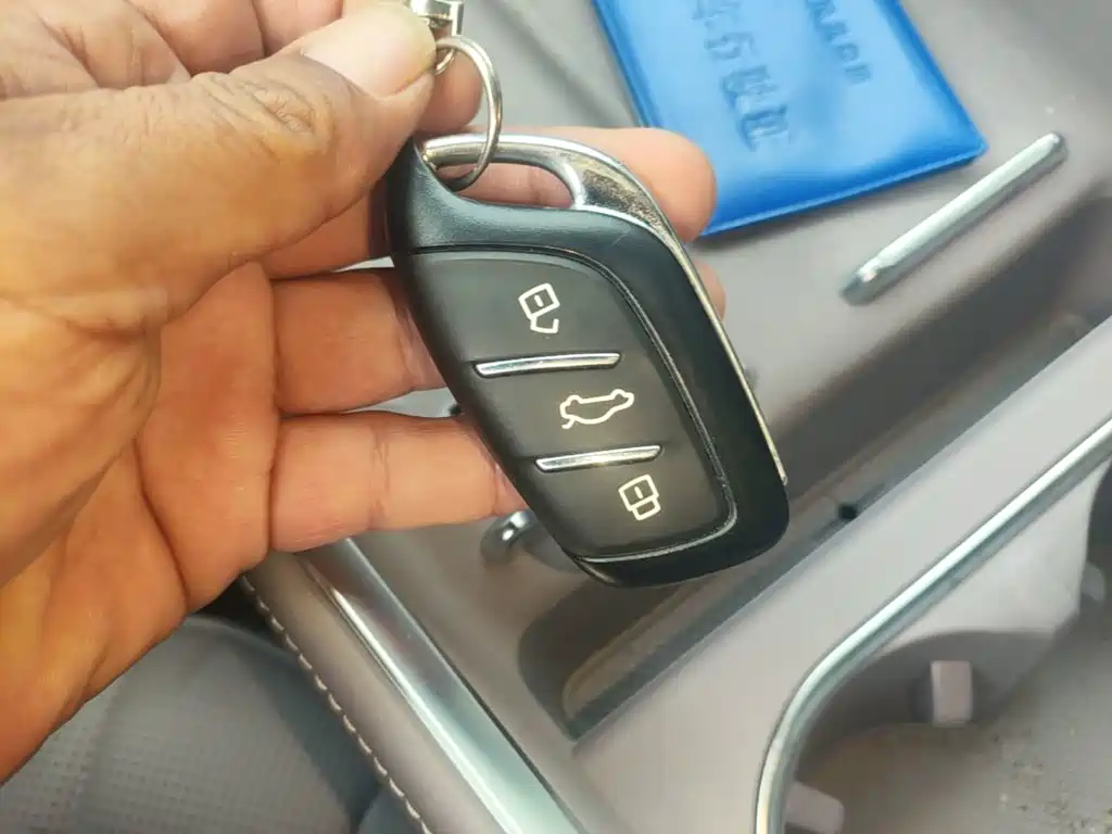 Roewe M7 DMH — миниатюра 9
