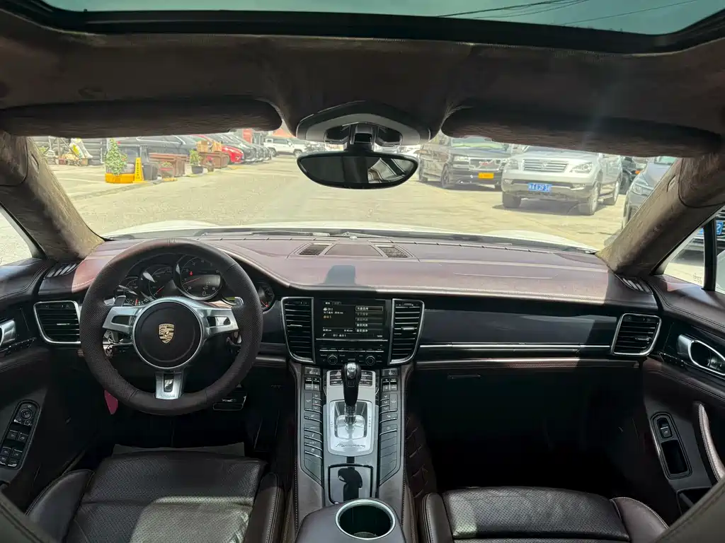 Porsche Panamera 2014 Panamera 4 3.0T