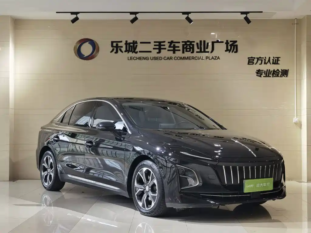 Hongqi Hongqi E-QM5 — миниатюра 3