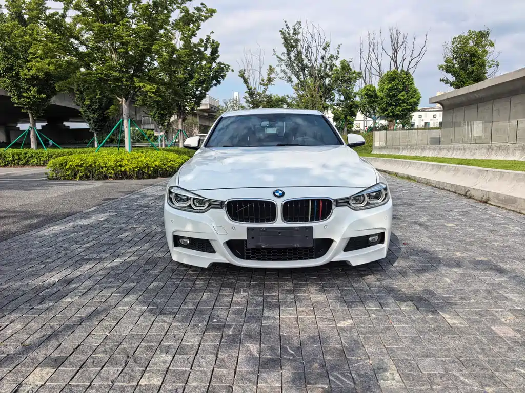 BMW 3 Series — миниатюра 2