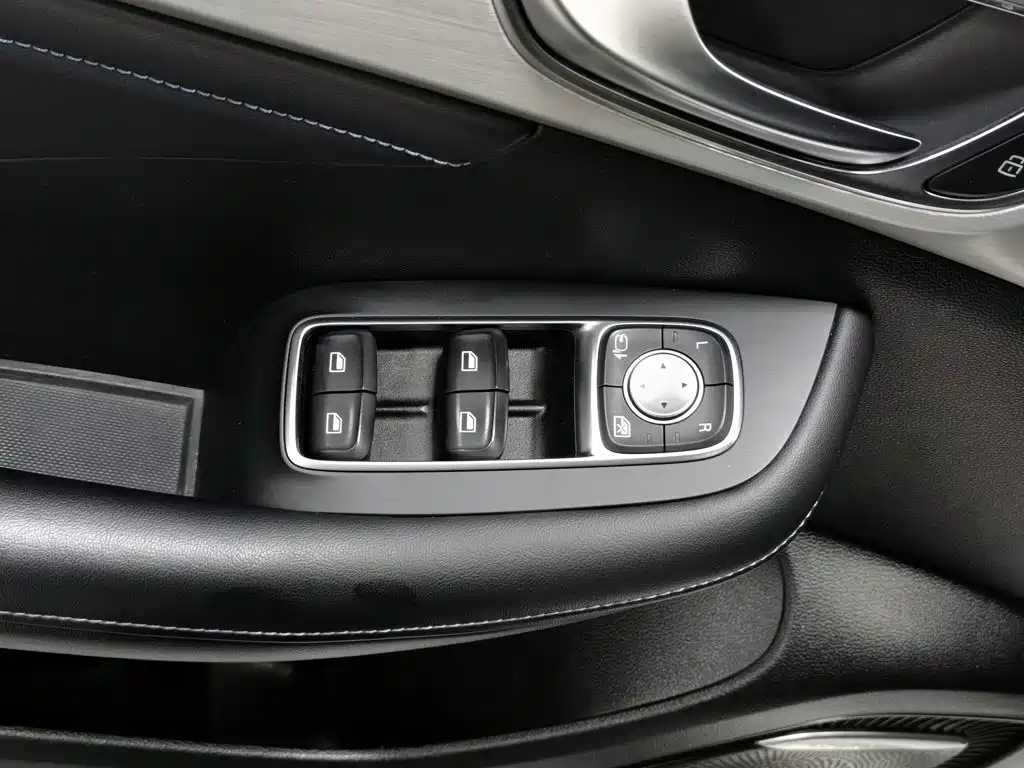 Roewe Feifan ER6 — миниатюра 9