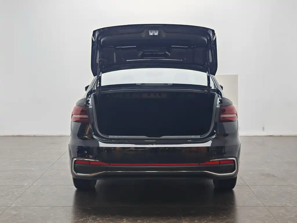 Volkswagen Lavida — миниатюра 12