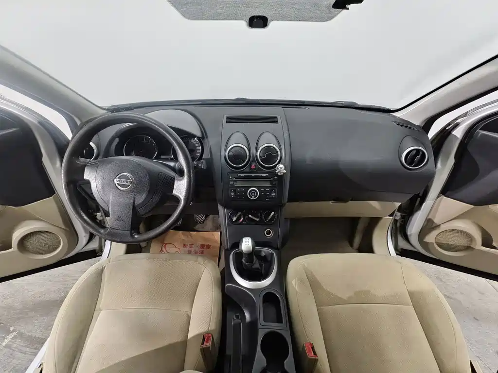 Nissan Qashqai — миниатюра 9