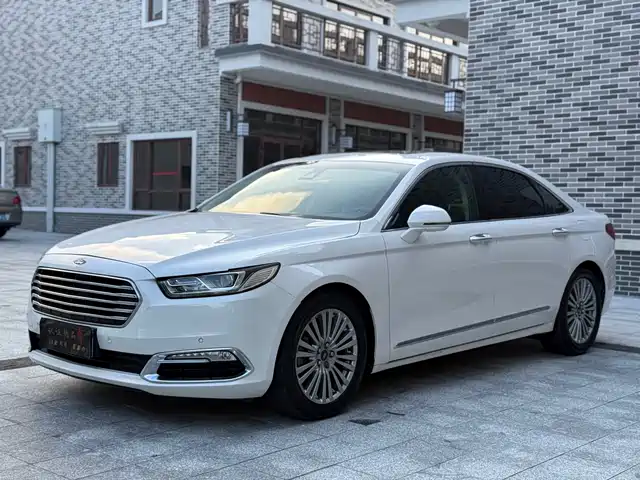 FORD TAURUS 2017