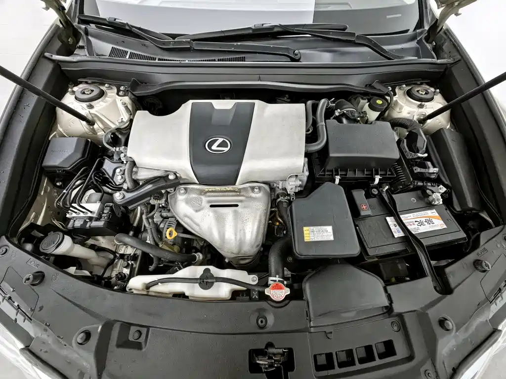 Lexus ES — миниатюра 6