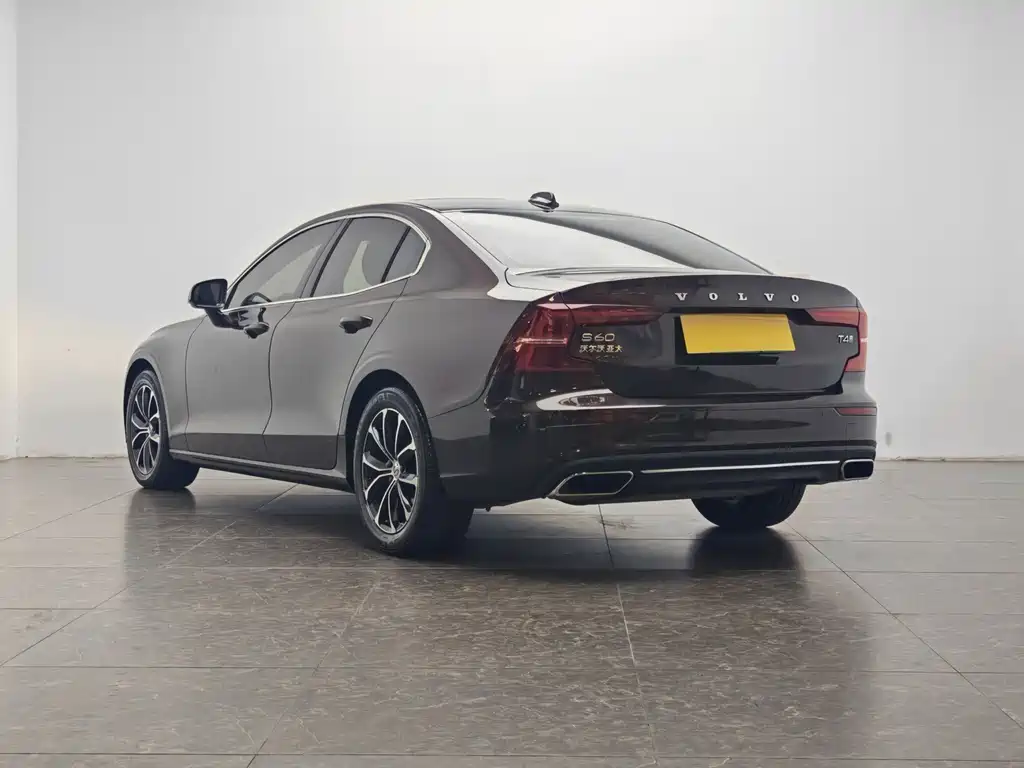 Volvo S60 — миниатюра 4