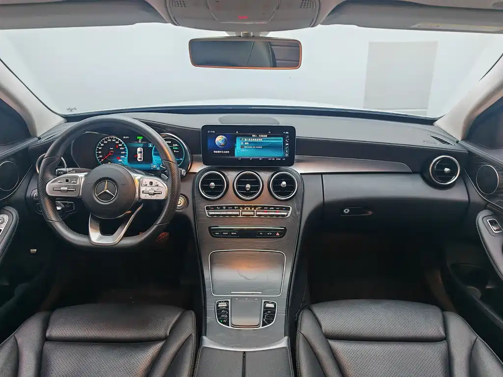 Mercedes-Benz C-Class — миниатюра 15