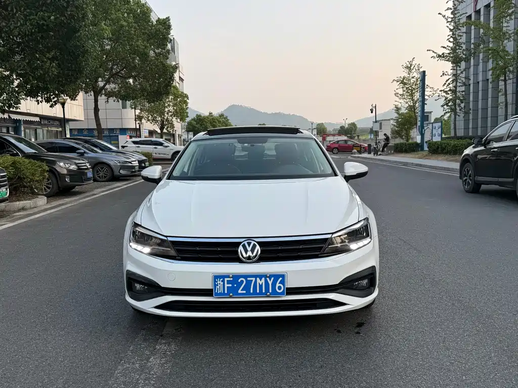 Volkswagen Lamando — миниатюра 2