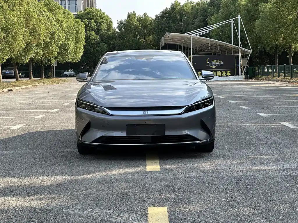 BYD Han — миниатюра 2