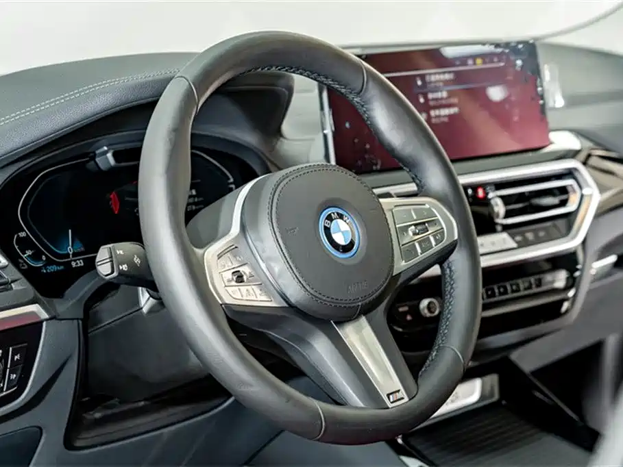 BMW iX3 2024 Lead
