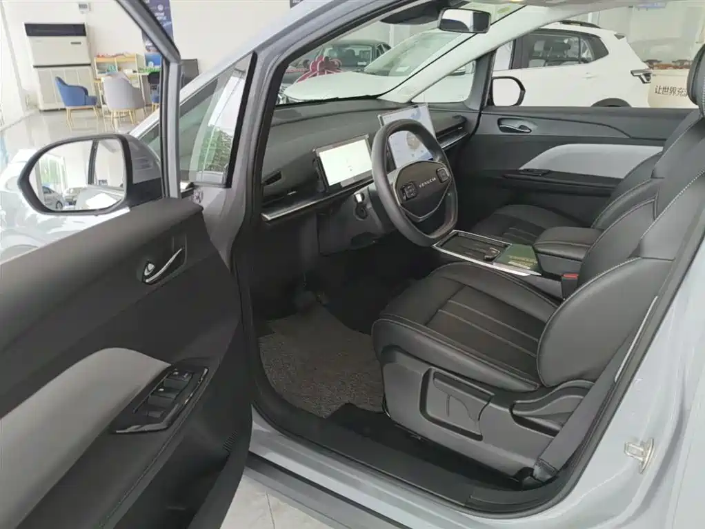 Venucia VX6 — миниатюра 16