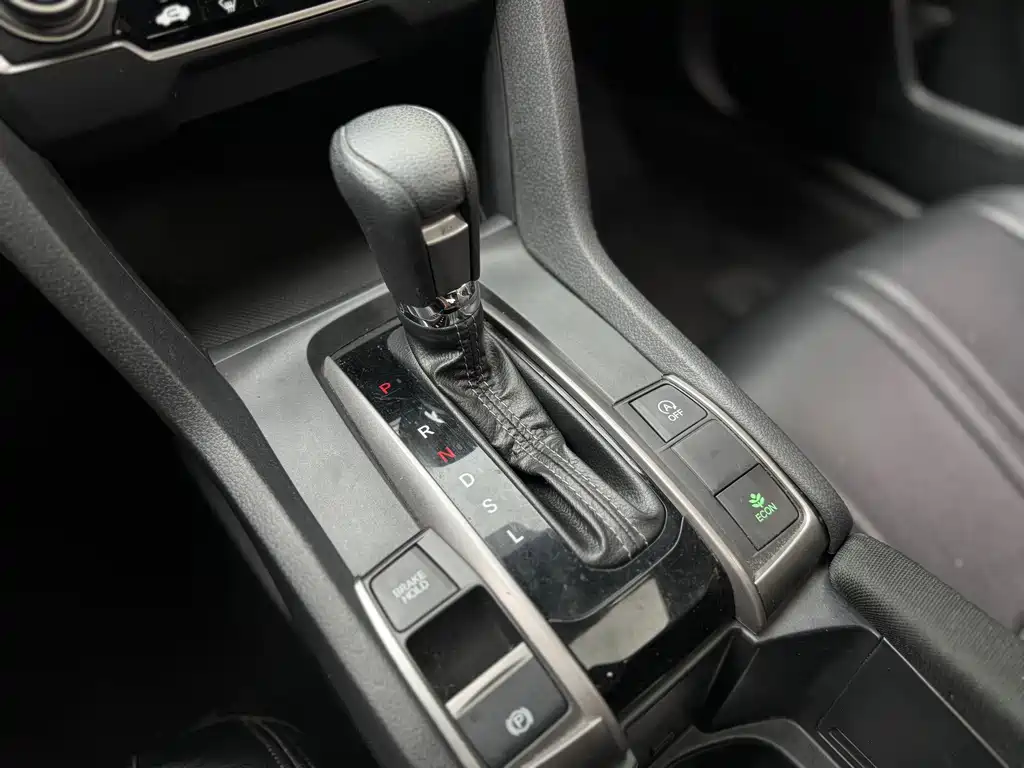 Honda Civic — миниатюра 12