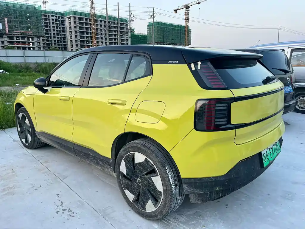 Volvo EX30 — миниатюра 6