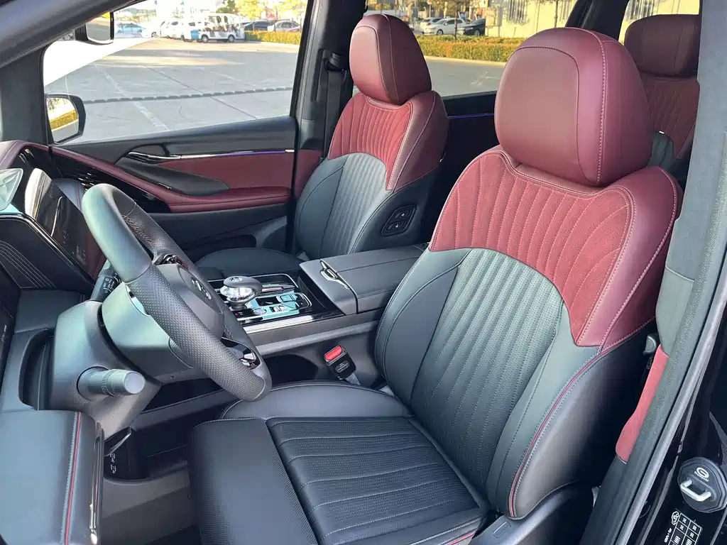 GAC Trumpchi M8 2024 — фото 18