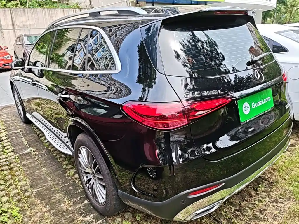Mercedes-Benz GLC 2025 GLC 300 L 4MATIC 5 мест