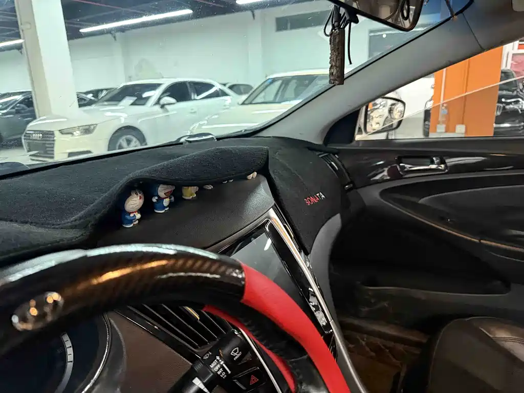 Hyundai Sonata — миниатюра 9
