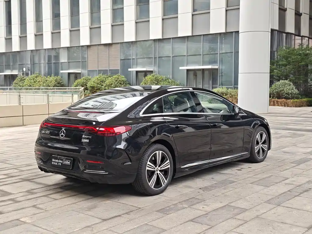 Mercedes-Benz EQE 2025 500 4MATIC