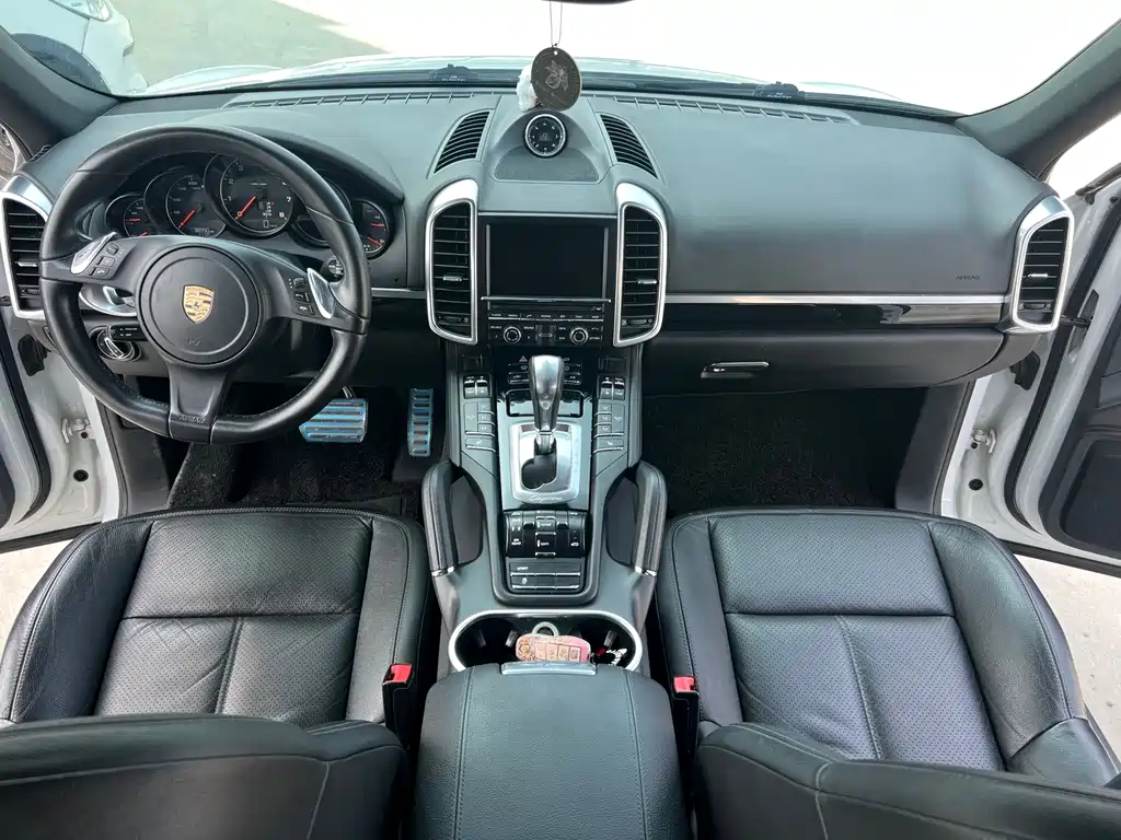 Porsche Cayenne 2014 Cayenne Platinum Edition 3.0T