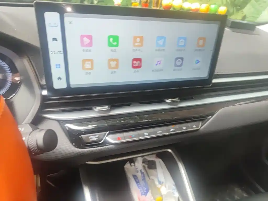 Geely Emgrand 2025 4 1.5L CVT