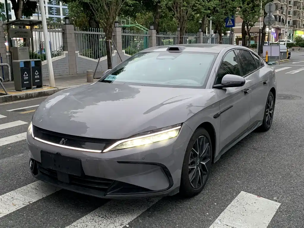 BYD Han 2025 DM-i Smart Drive Edition 125KM Honorable Type