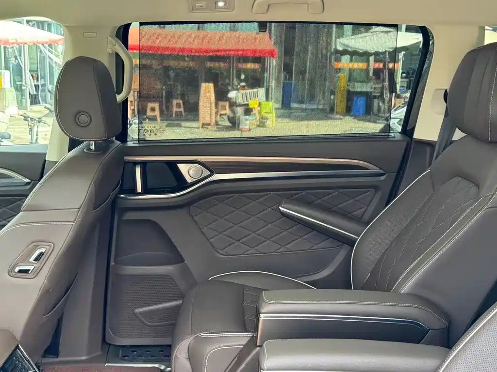 Volkswagen Viloran 2020 380TSI Luxury