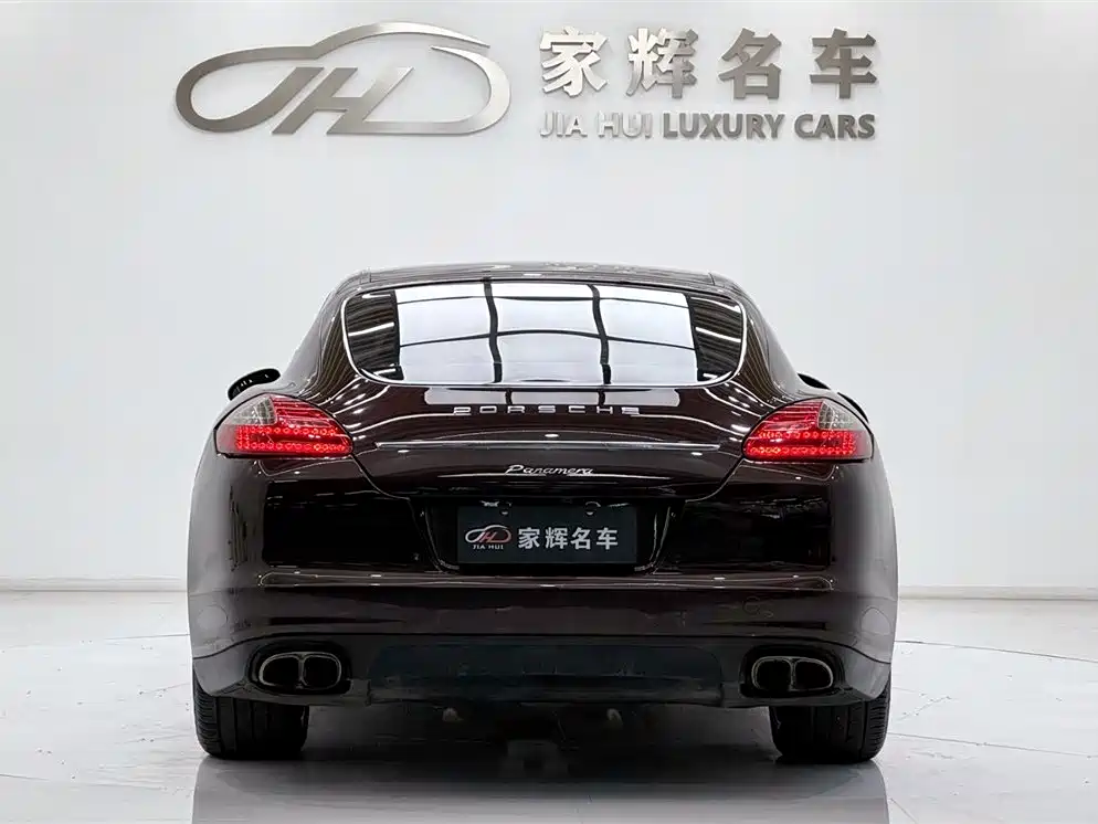 Porsche Panamera 2010 Panamera 4 3.6L