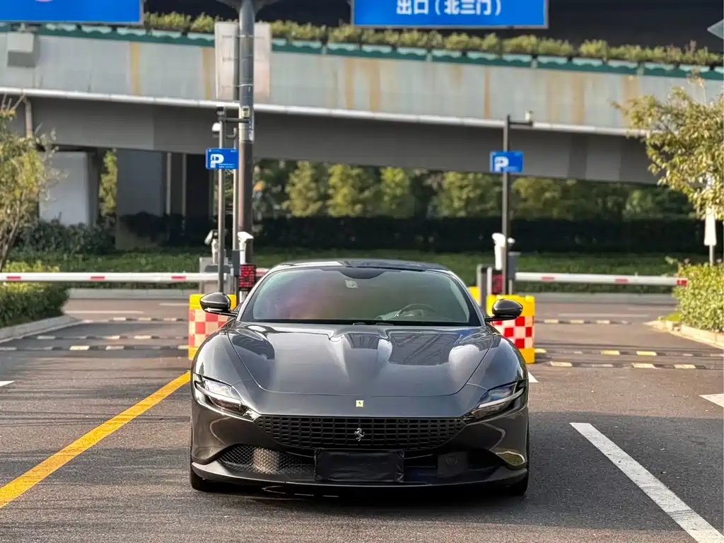 Ferrari Roma