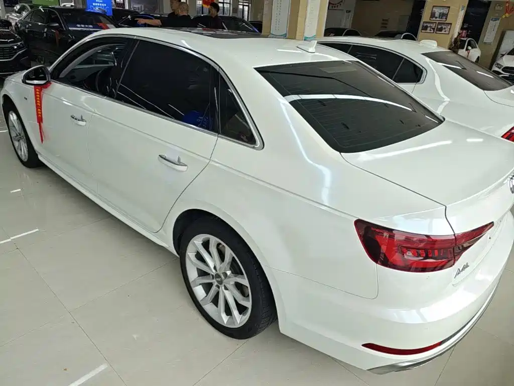 Audi A4L — миниатюра 5