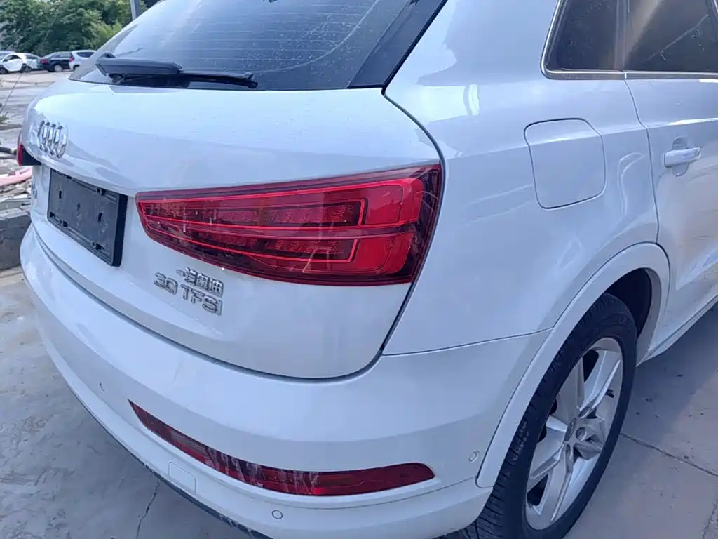 Audi Q3 2016 30 TFSI
