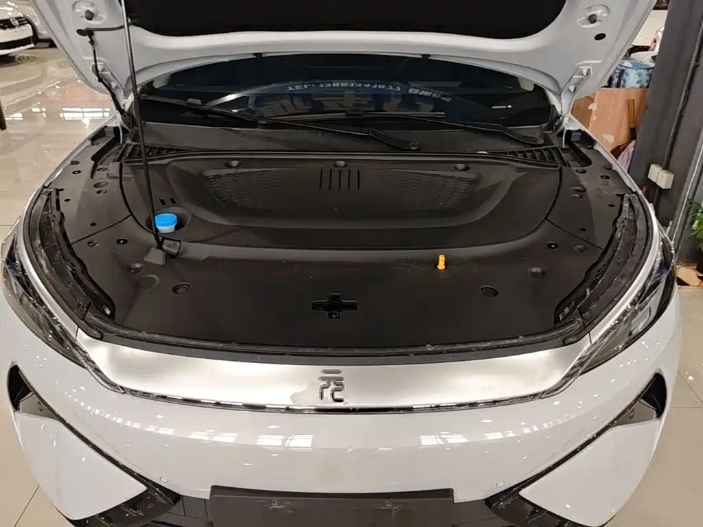 BYD Yuan Plus — миниатюра 20