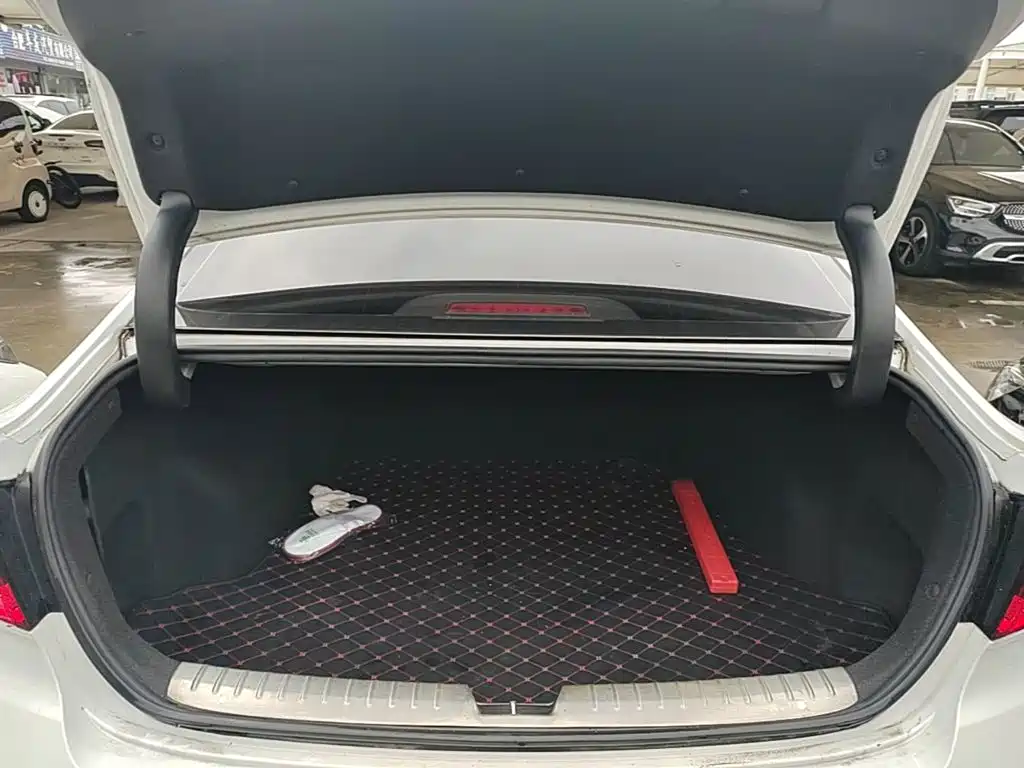 Hyundai Sonata — миниатюра 19