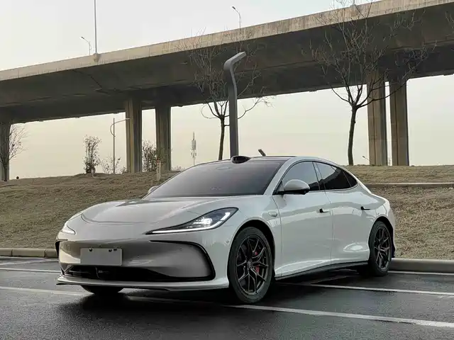 ZHIJI AUTOMOBILE ZHIJI L6 2024