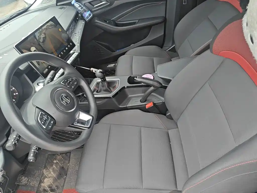 MG MG5 — миниатюра 15