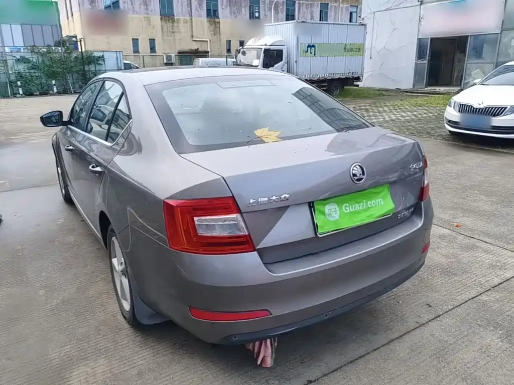 Skoda Octavia — миниатюра 5