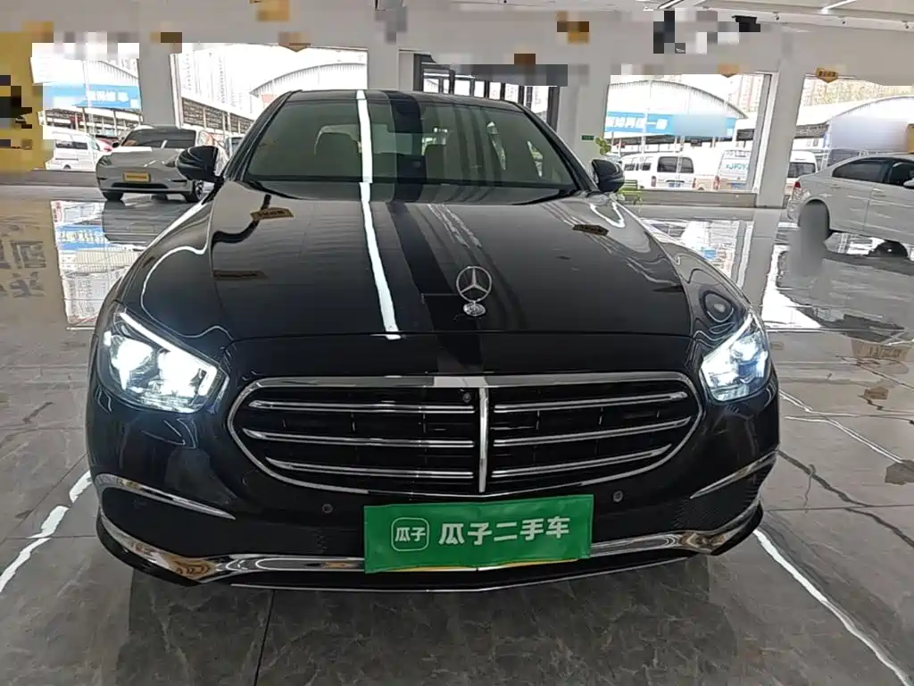 Mercedes-Benz E-Class — миниатюра 3