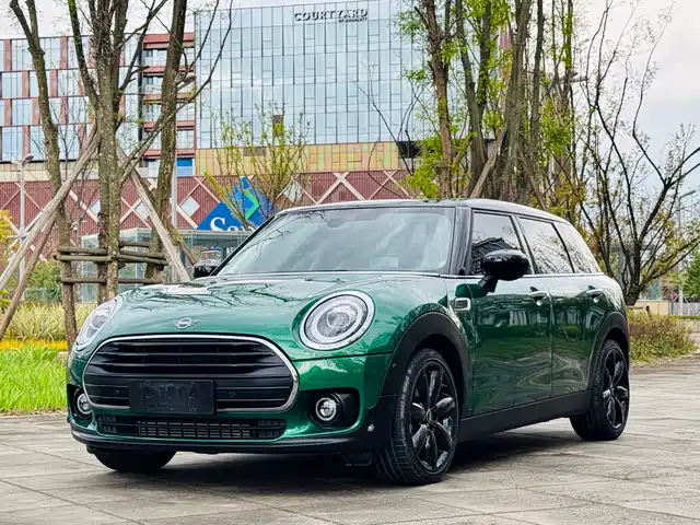 MINI CLUBMAN
