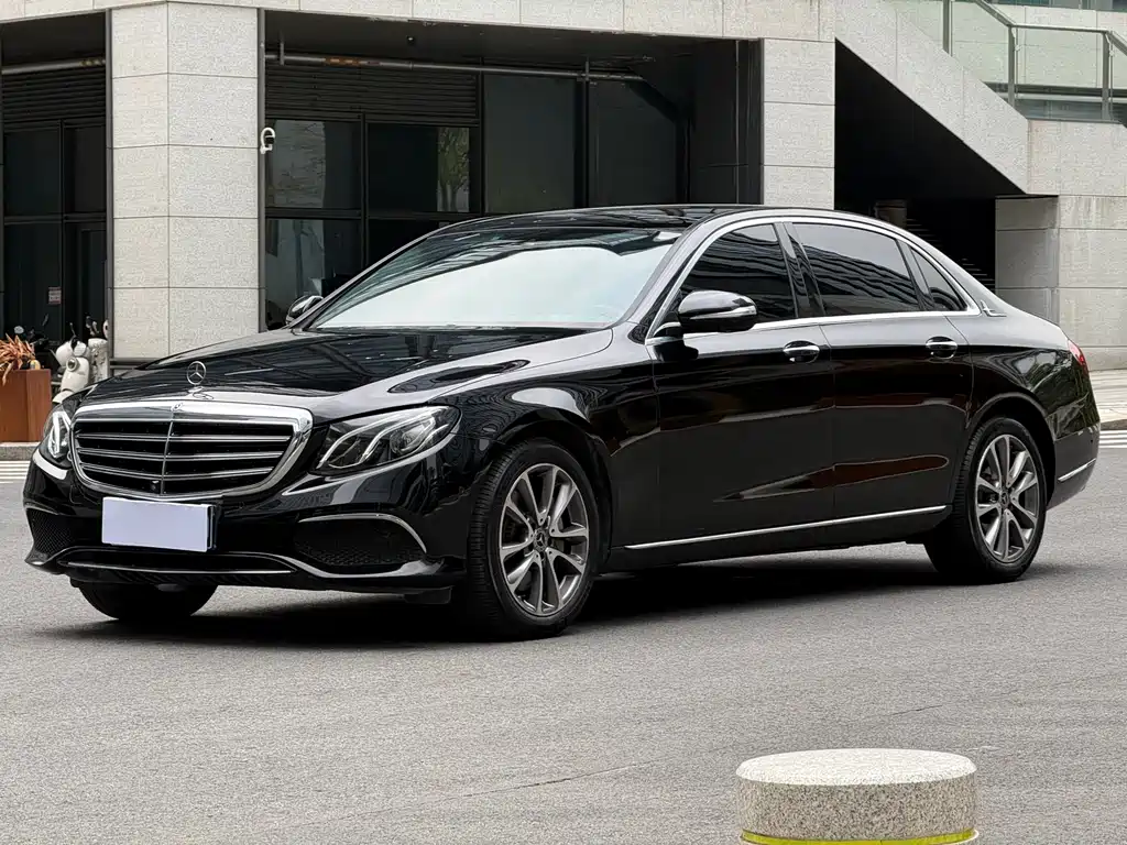 Mercedes-Benz E-Class 2018 E 300 L Luxury Type