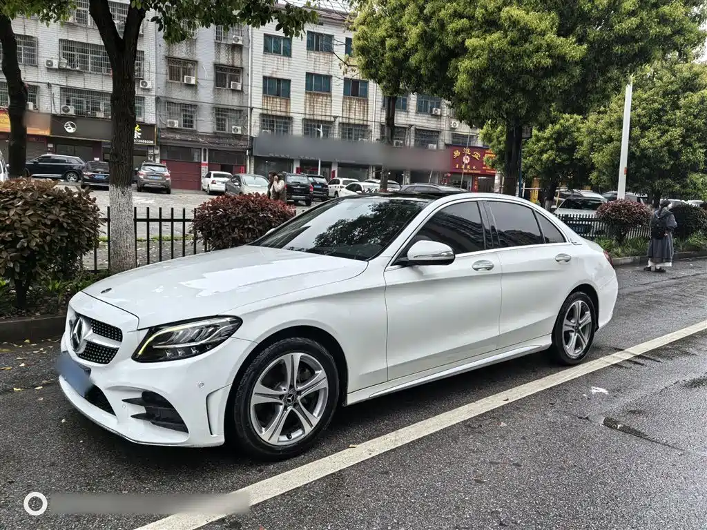 Mercedes-Benz C-Class 2019