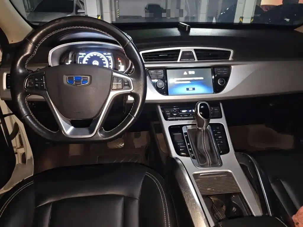 Geely Boyue — миниатюра 13