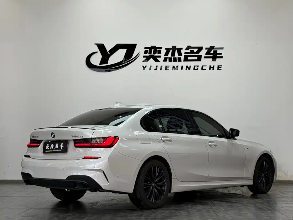 BMW 3 Series 3 2022 325Li M Sport