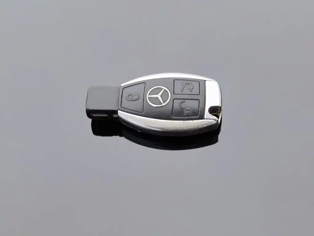 Mercedes-Benz M-Class — миниатюра 19