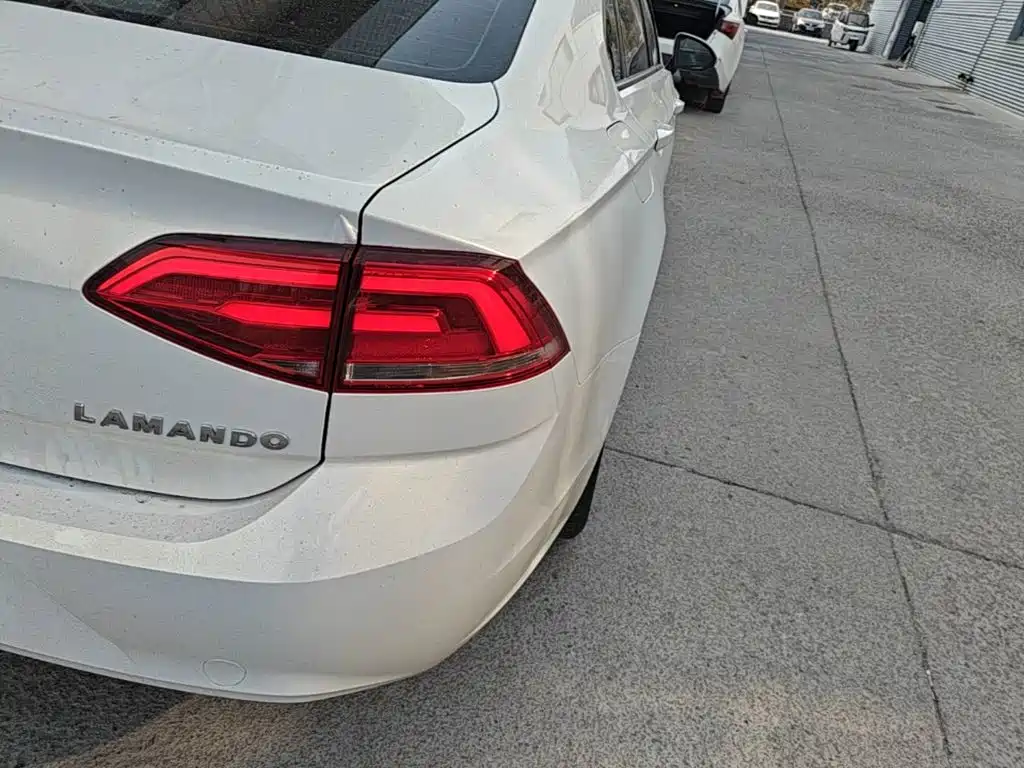 Volkswagen Lamando — миниатюра 8