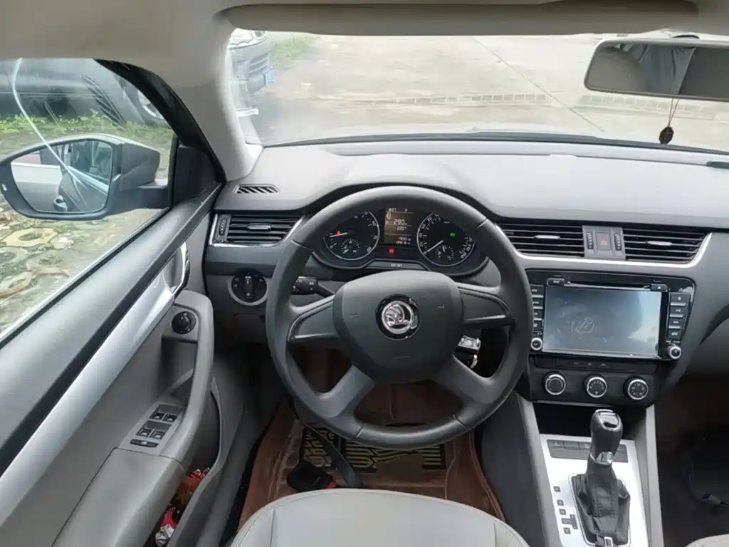 Skoda Octavia — миниатюра 11