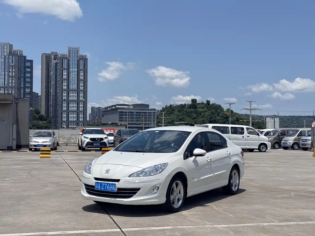 Купить Peugeot 408