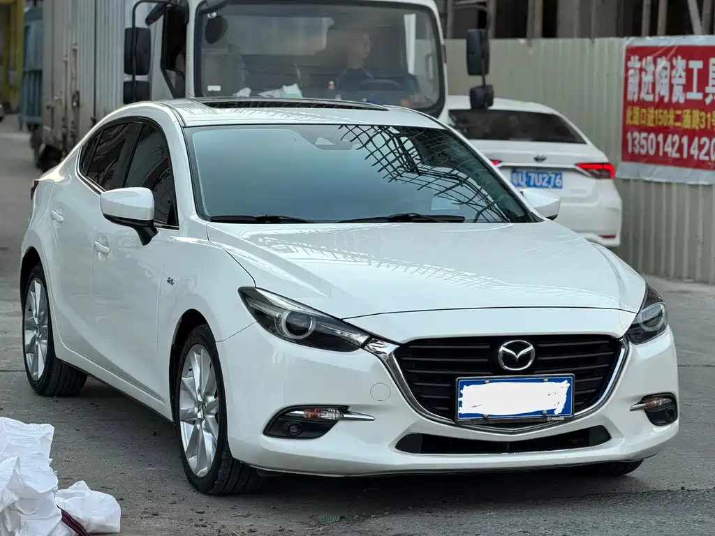 MAZDA 3 ANGKESAILA
